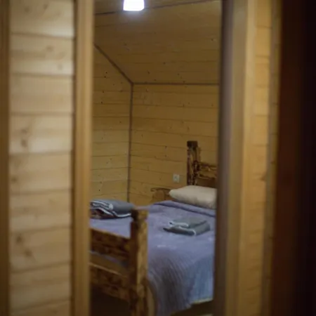 чан баня басейн * Mizhhirya (Transcarpathia)